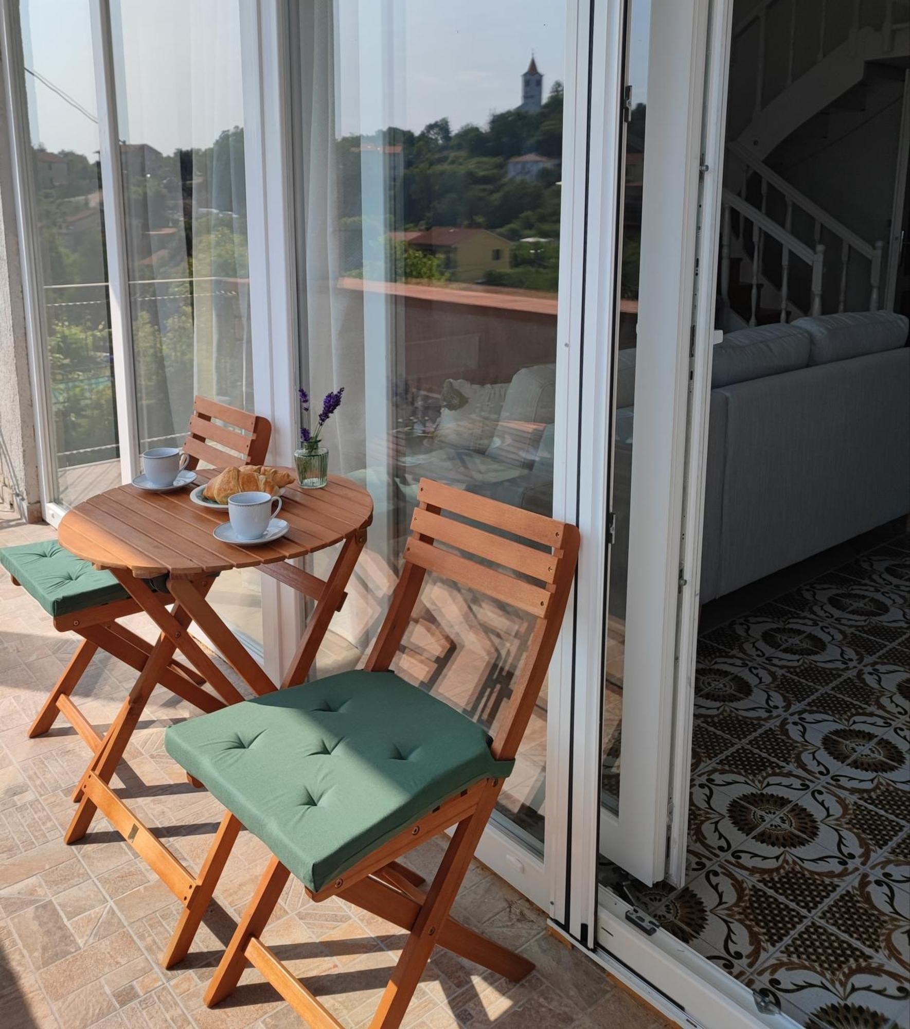 Secret Garden Apartment